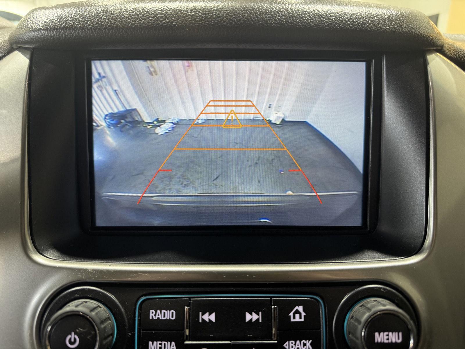 Vehicle photo 37