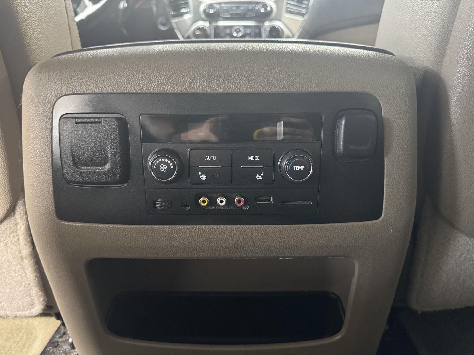 Vehicle photo 42