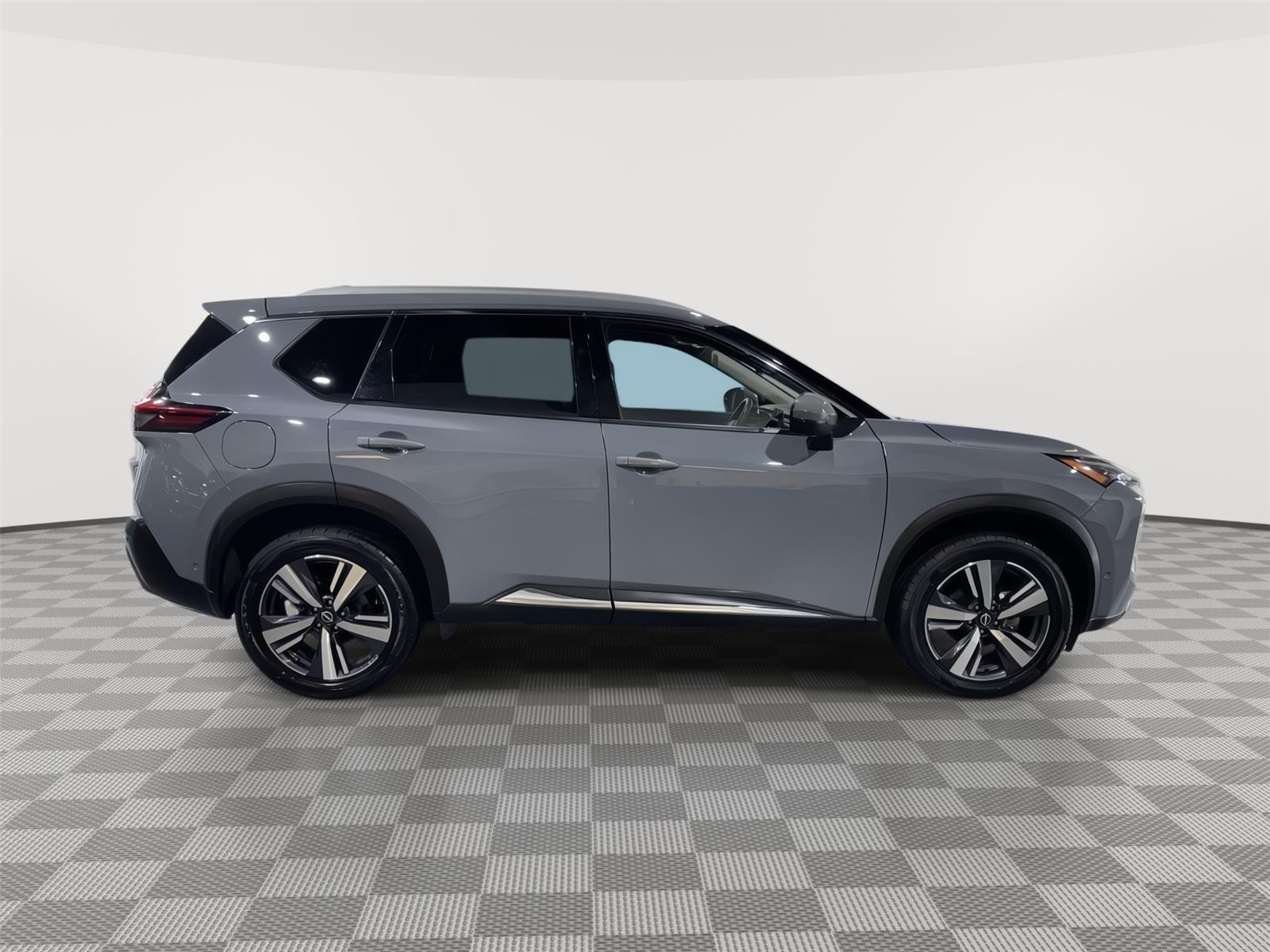Vehicle photo 7