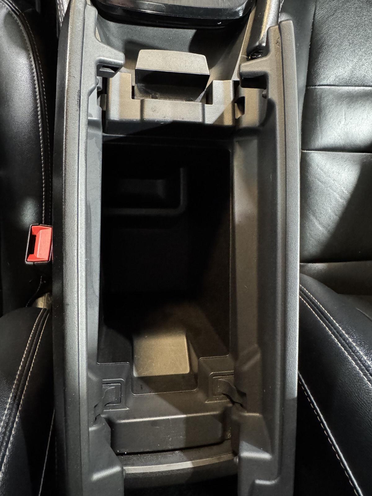 Vehicle photo 40