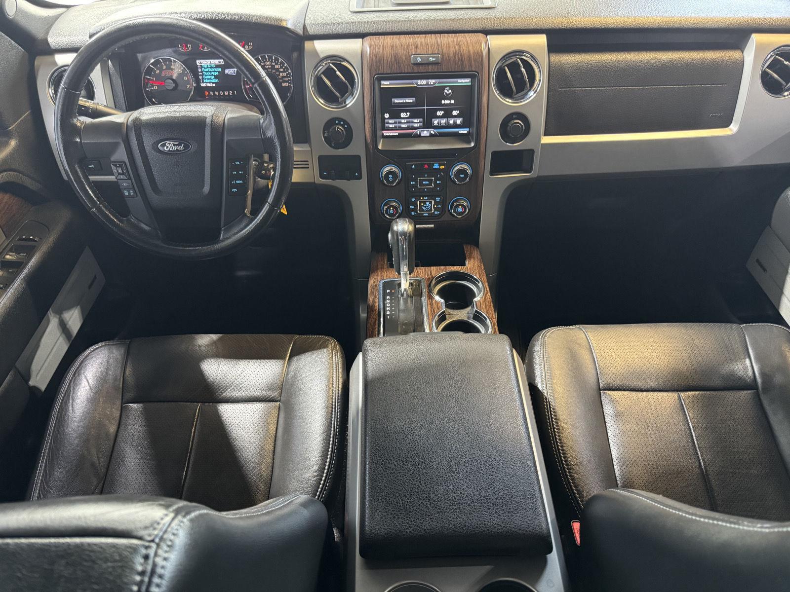 Vehicle photo 20