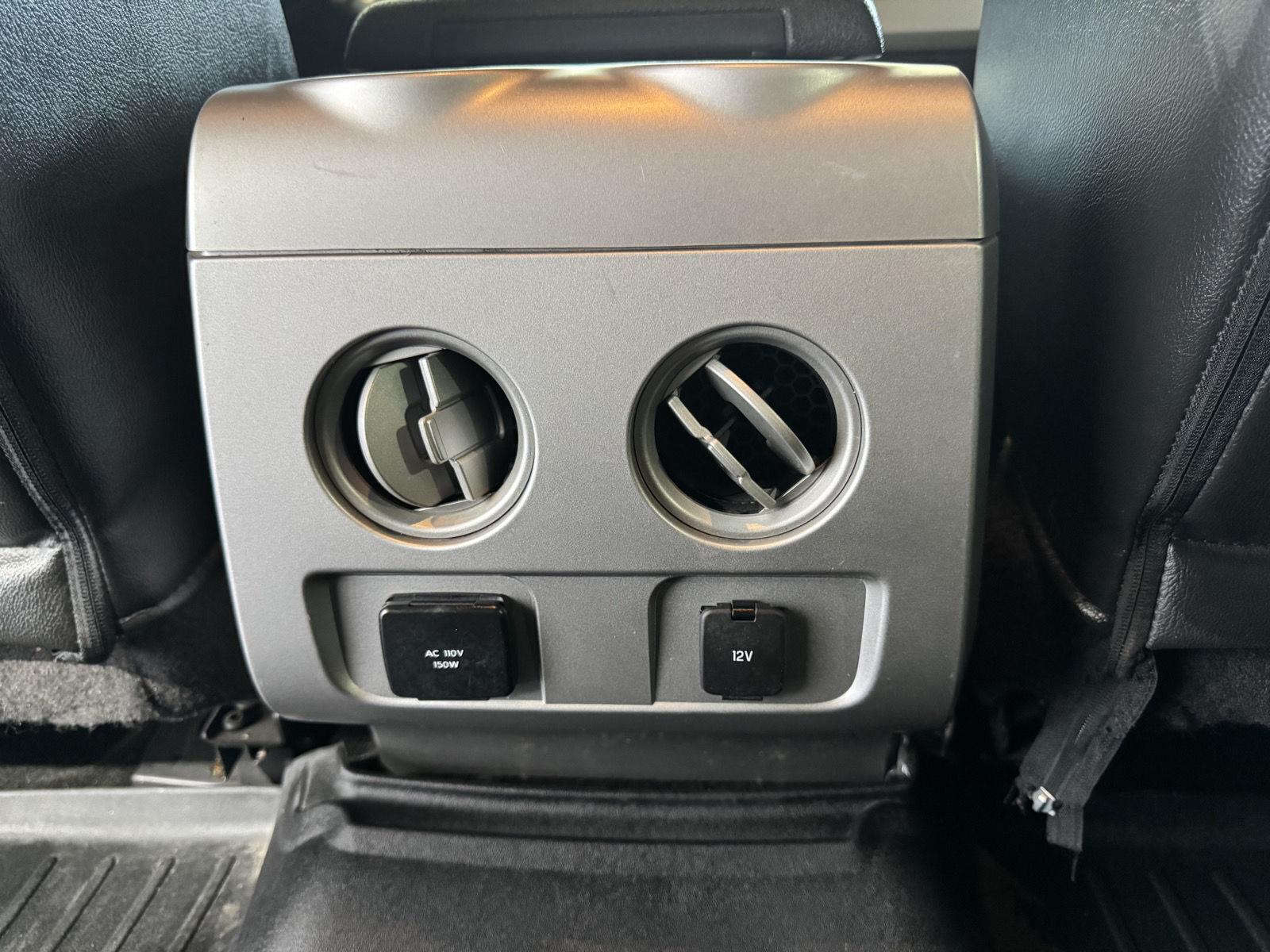 Vehicle photo 38