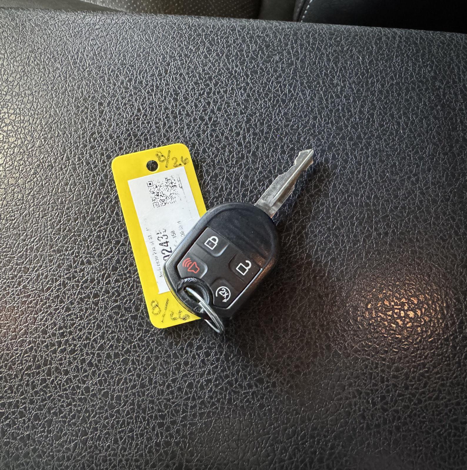 Vehicle photo 42