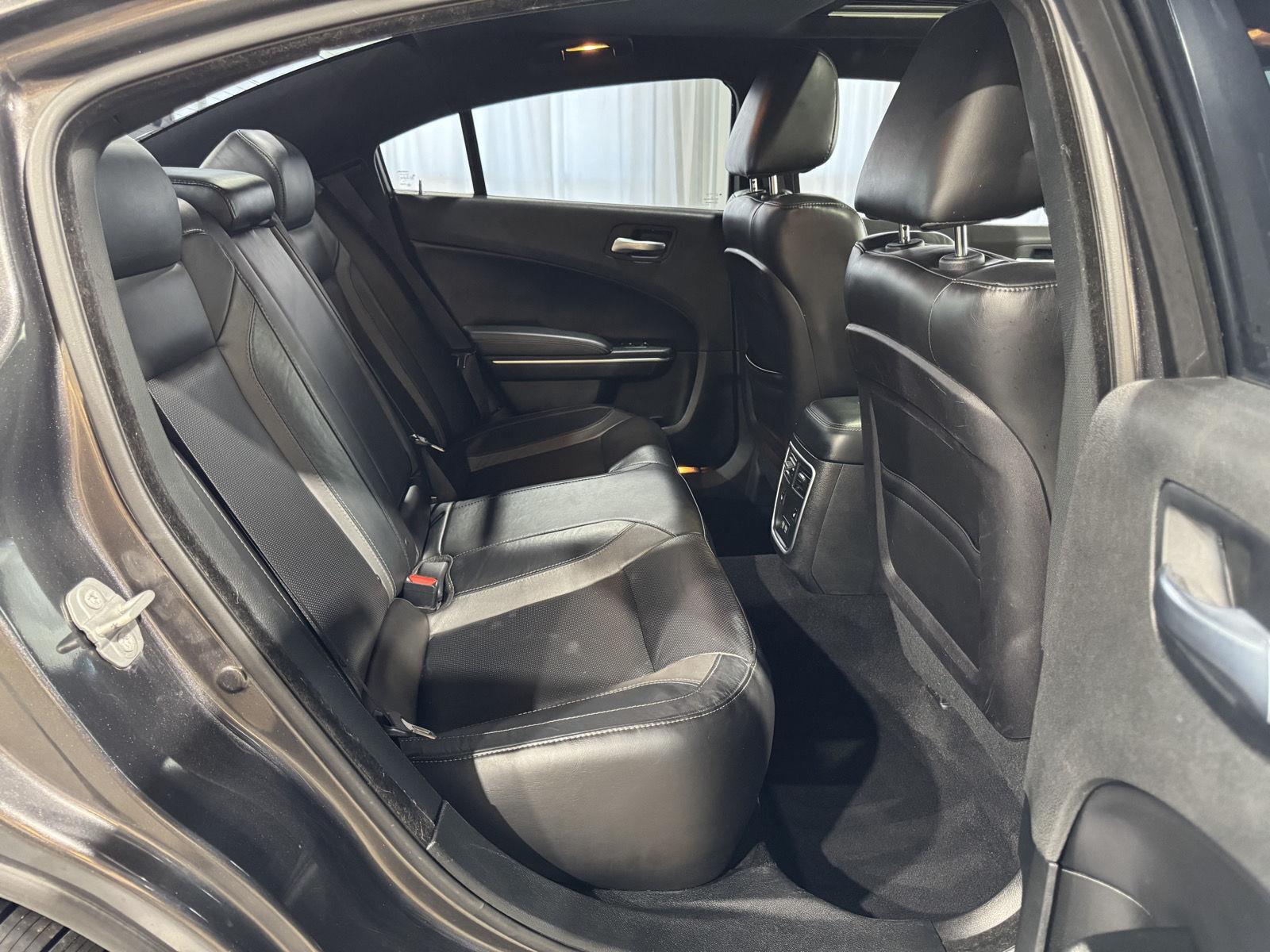 2022 Dodge Charger SXT - Photo 28