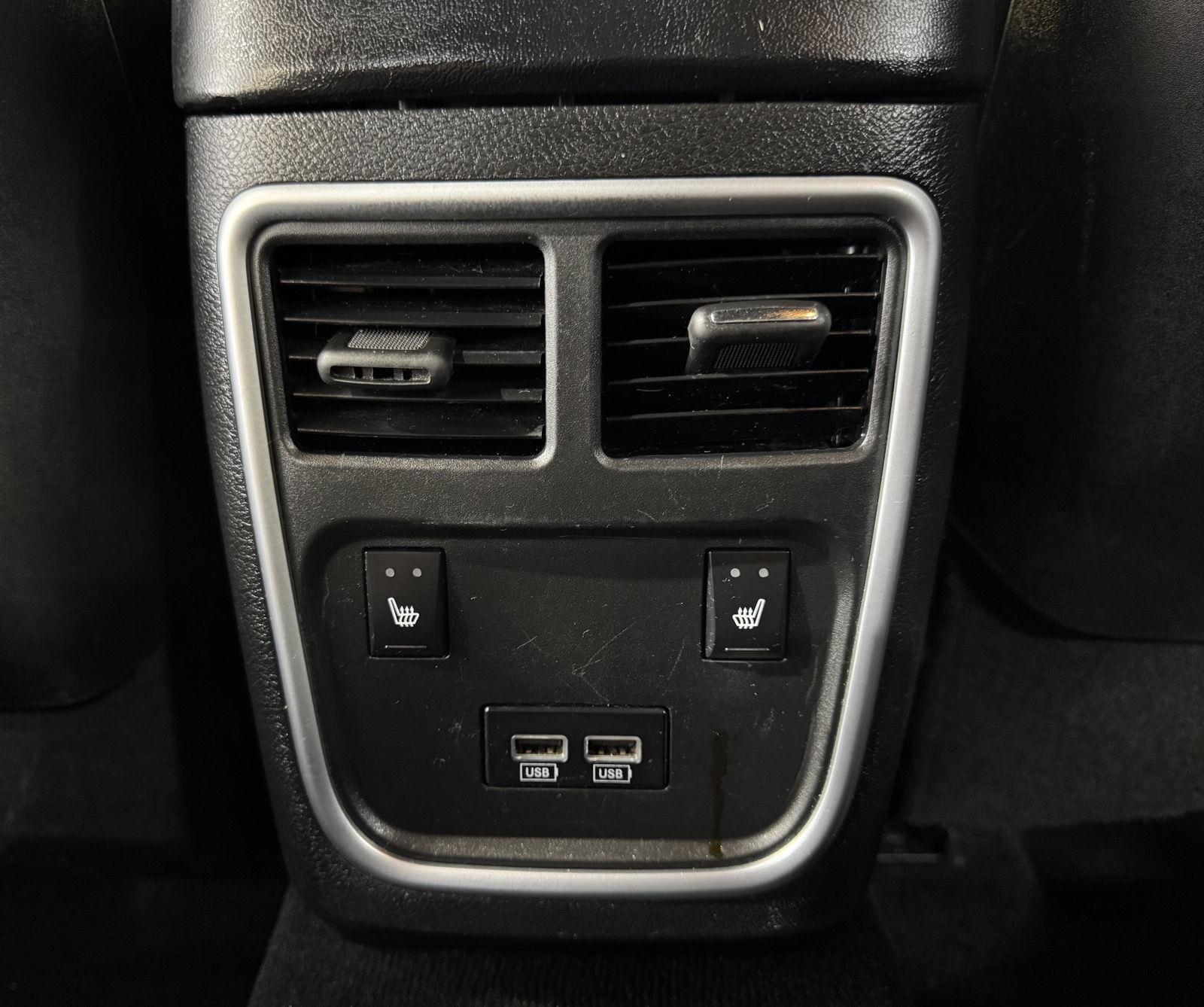 2022 Dodge Charger SXT - Photo 40