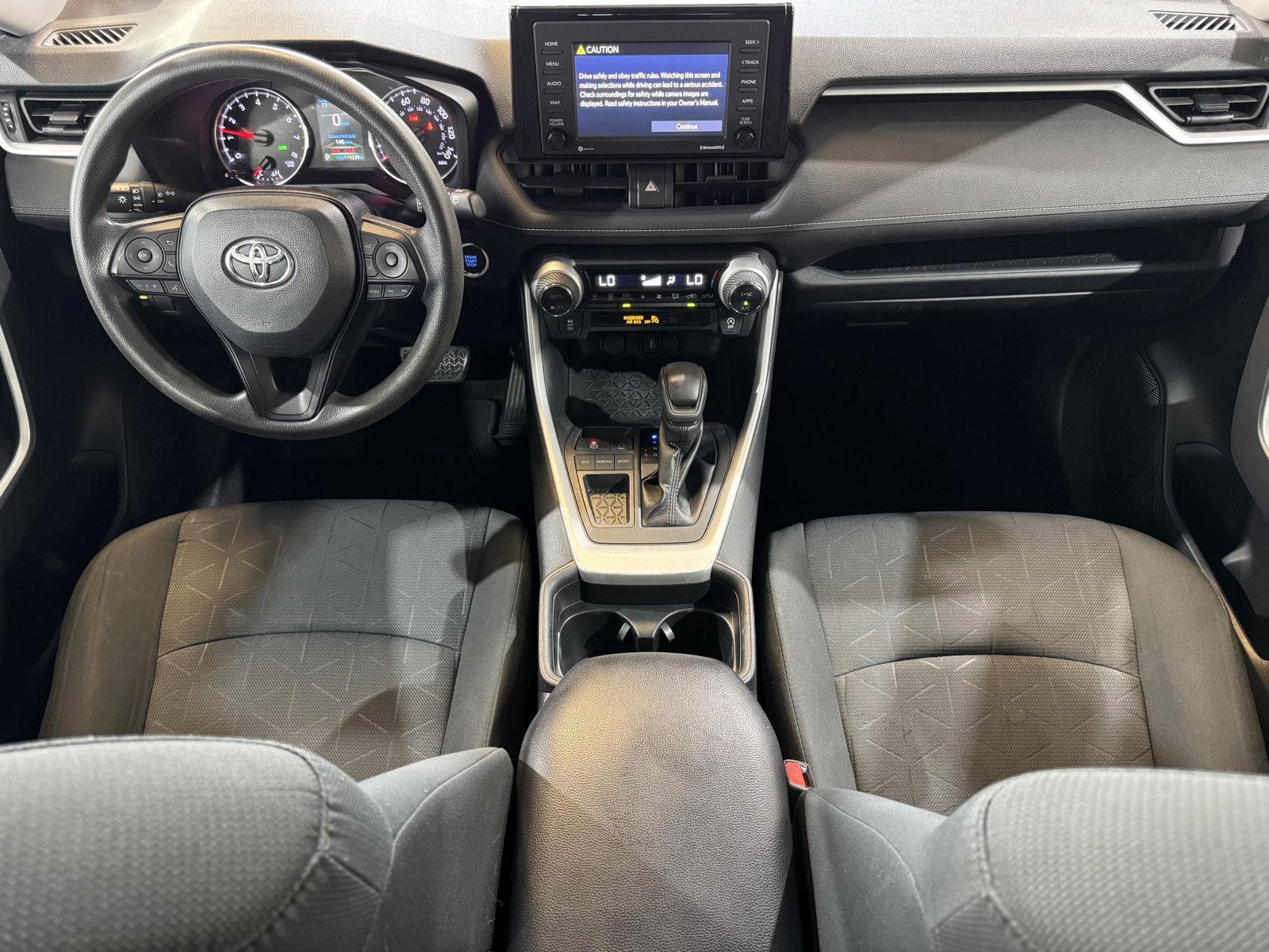 Vehicle photo 20