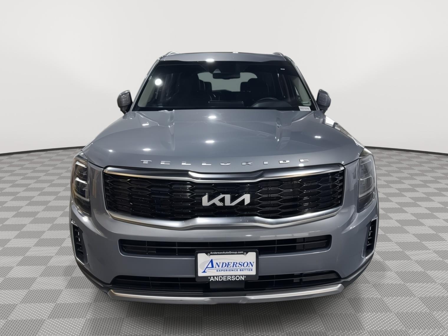 Vehicle photo 5
