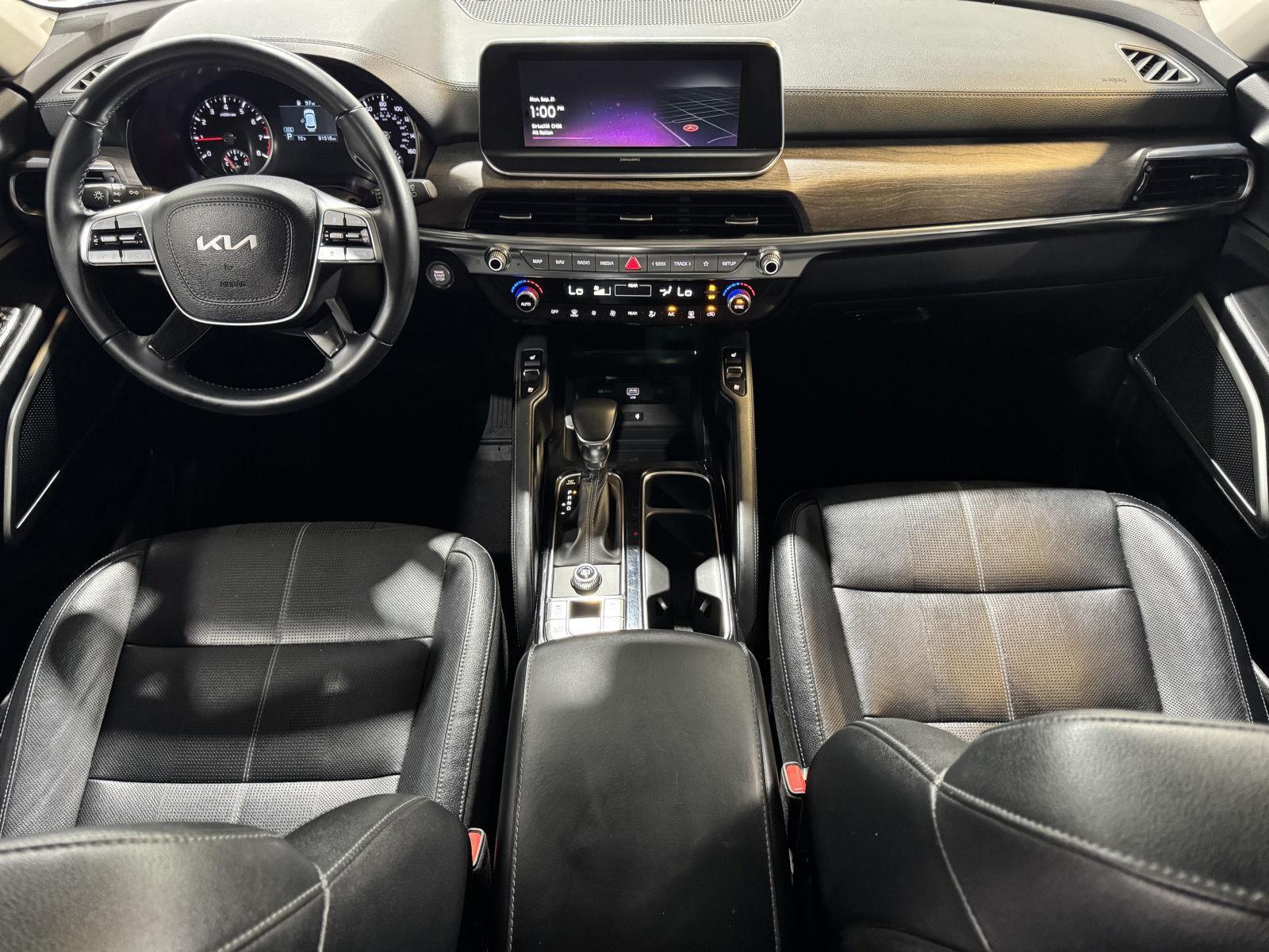 Vehicle photo 20