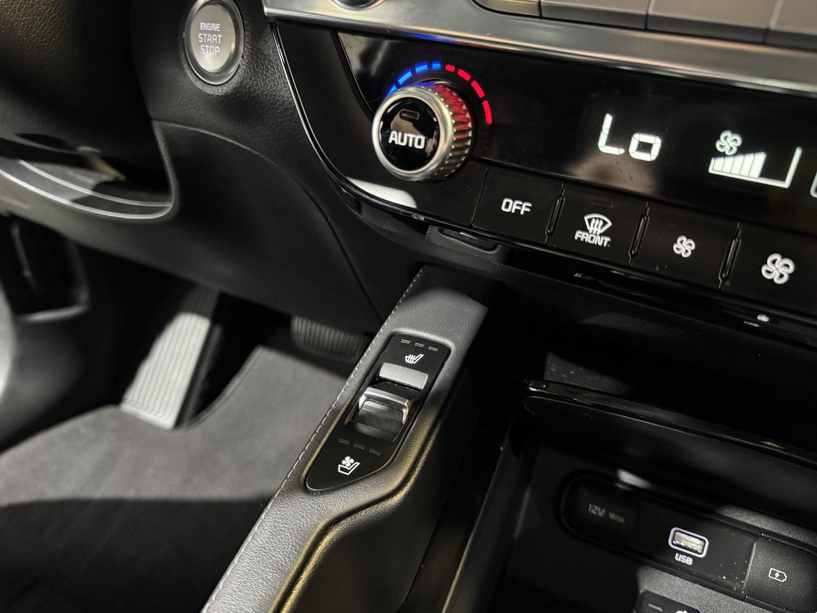 Vehicle photo 36