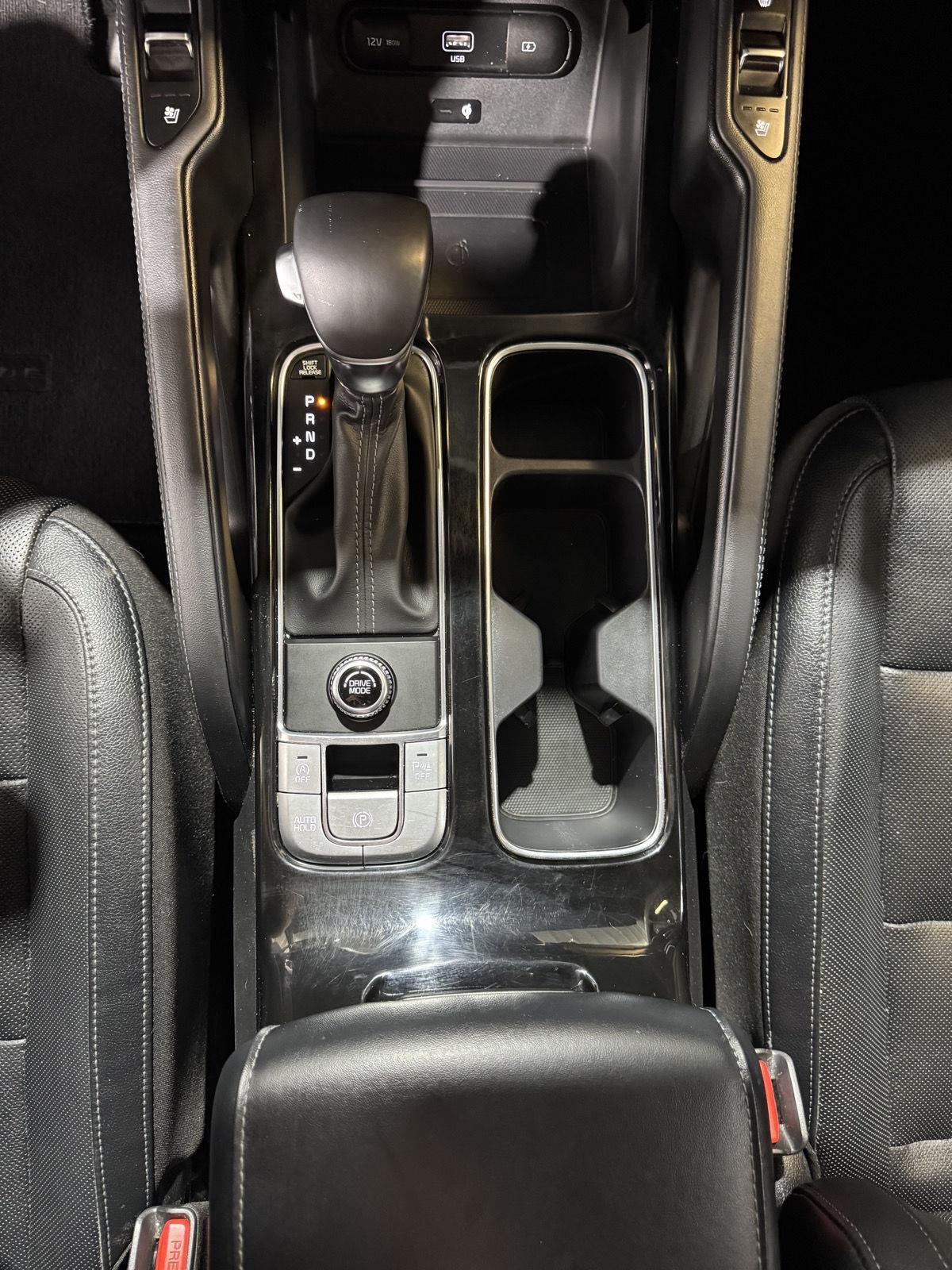 Vehicle photo 38