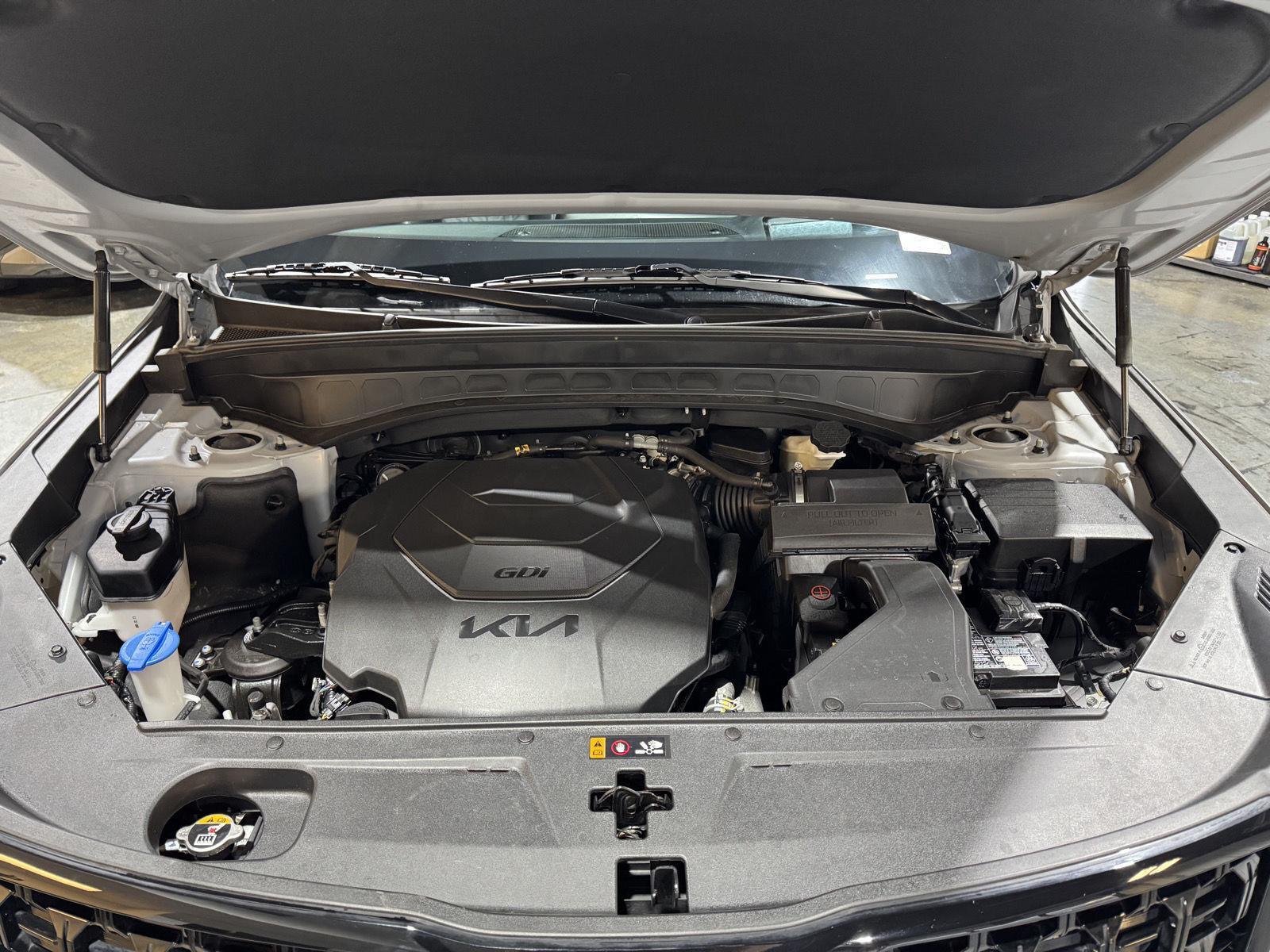 Vehicle photo 44