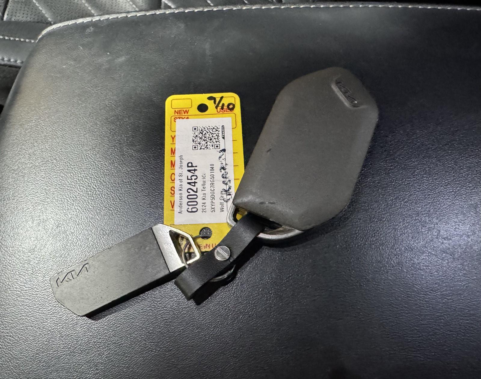 Vehicle photo 47