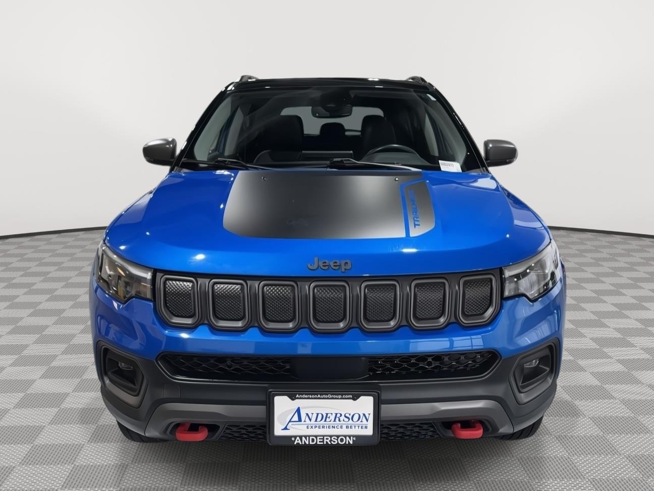 Vehicle photo 5