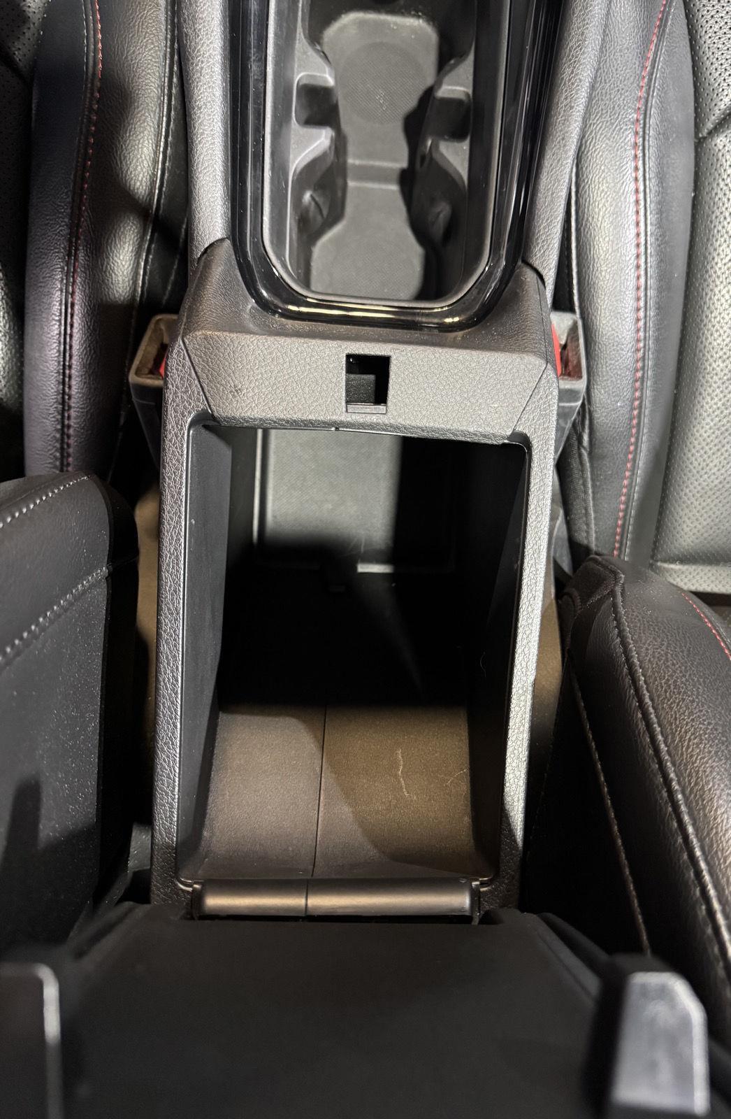 Vehicle photo 41