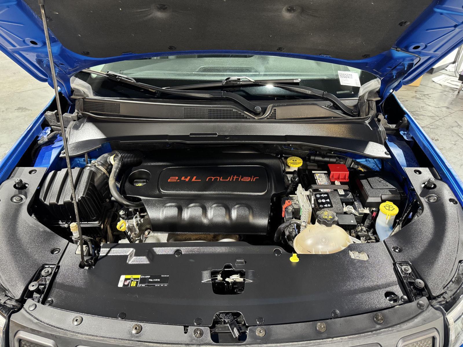 Vehicle photo 45