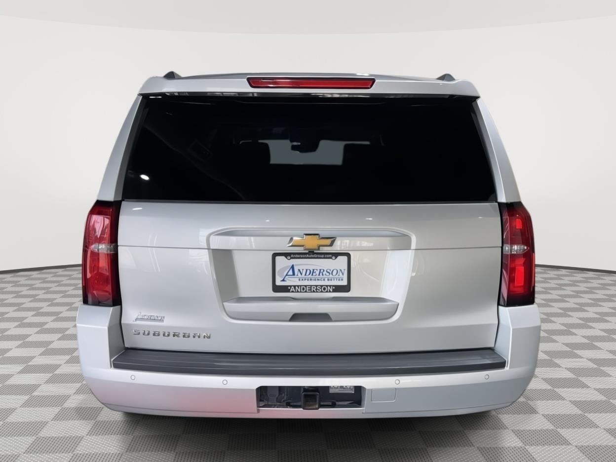 Vehicle photo 8