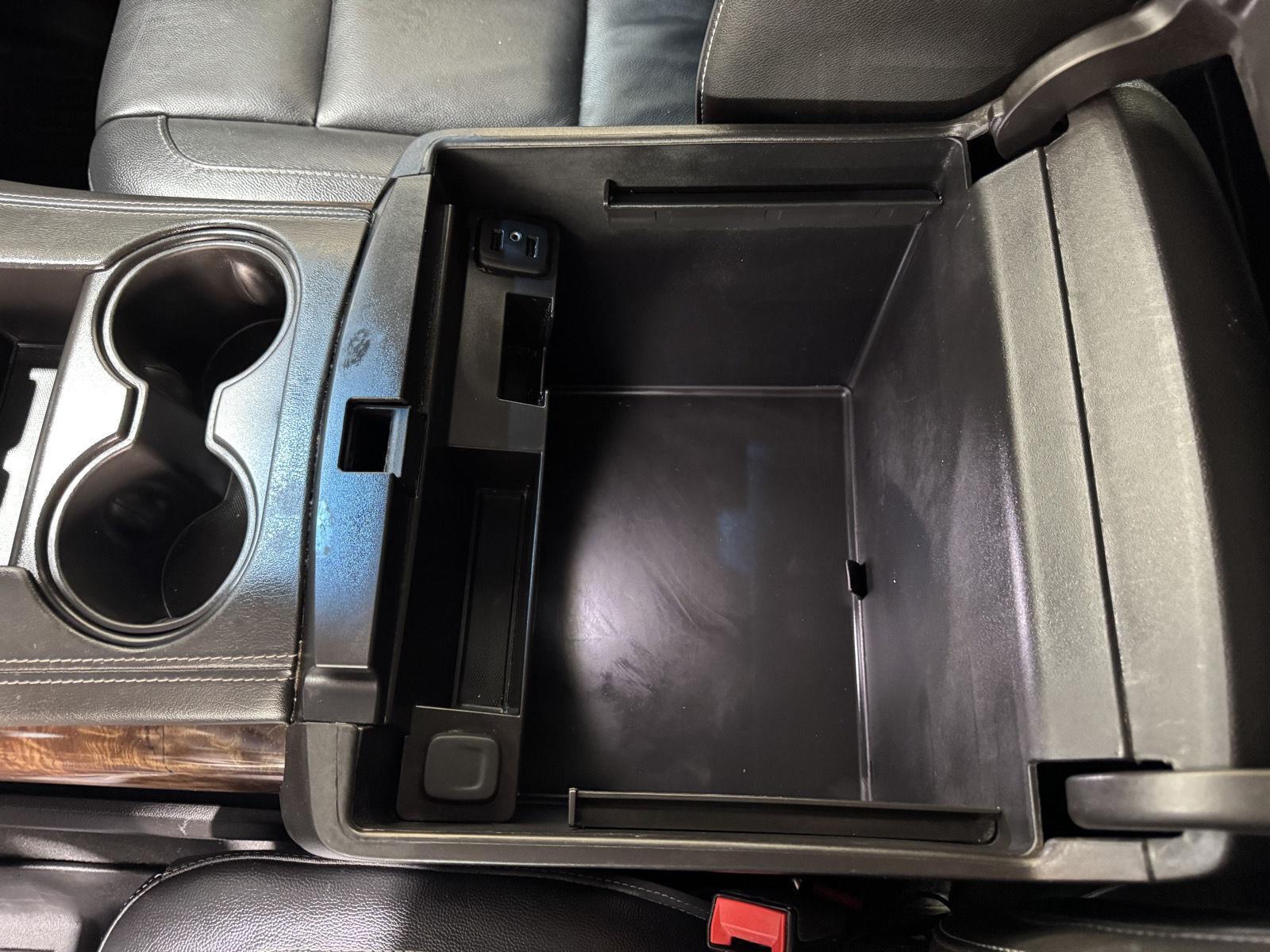 Vehicle photo 42