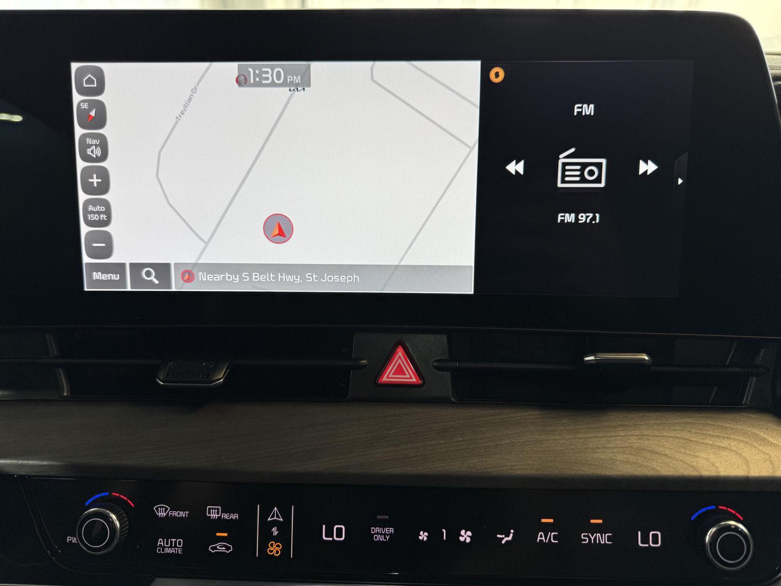 Vehicle photo 35