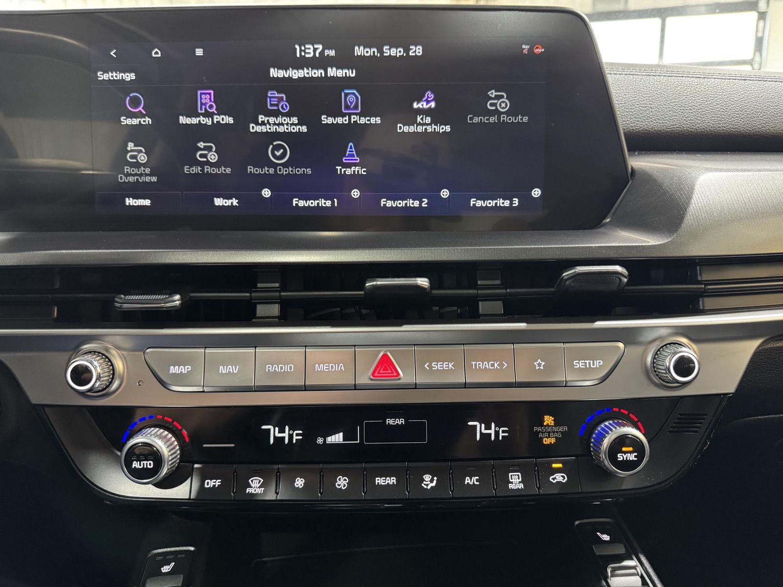 Vehicle photo 35