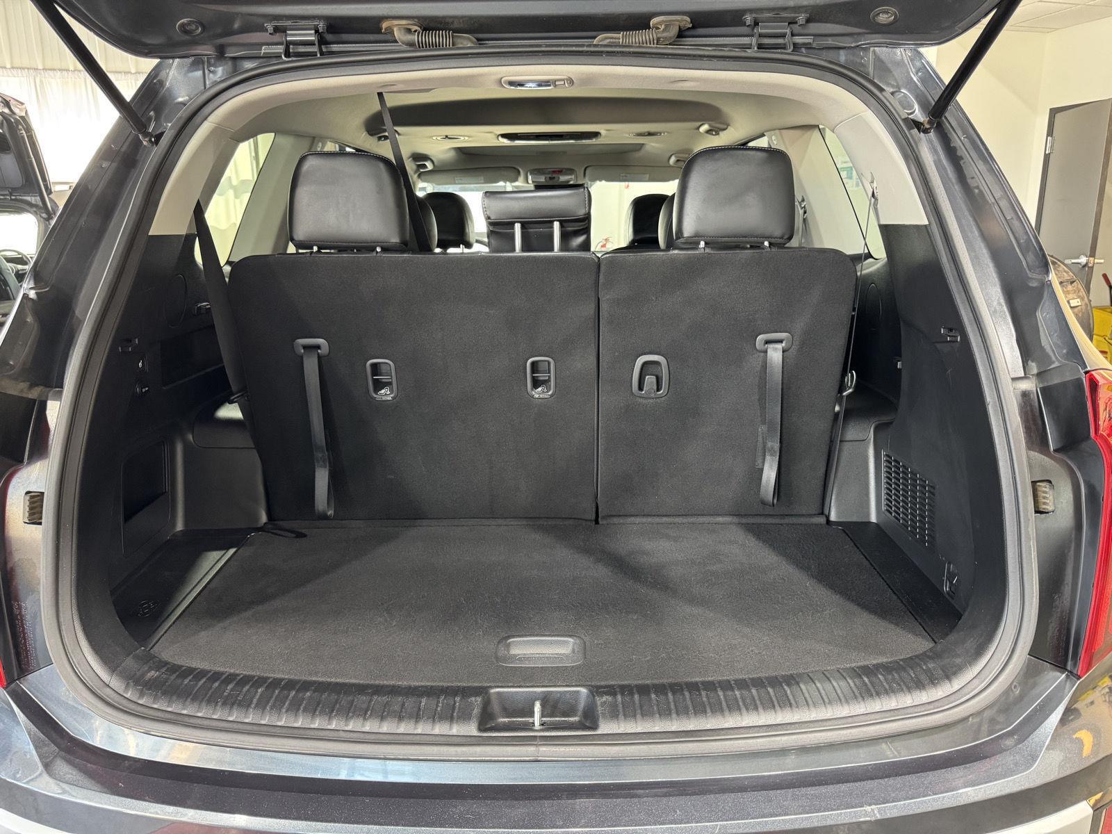 Vehicle photo 44