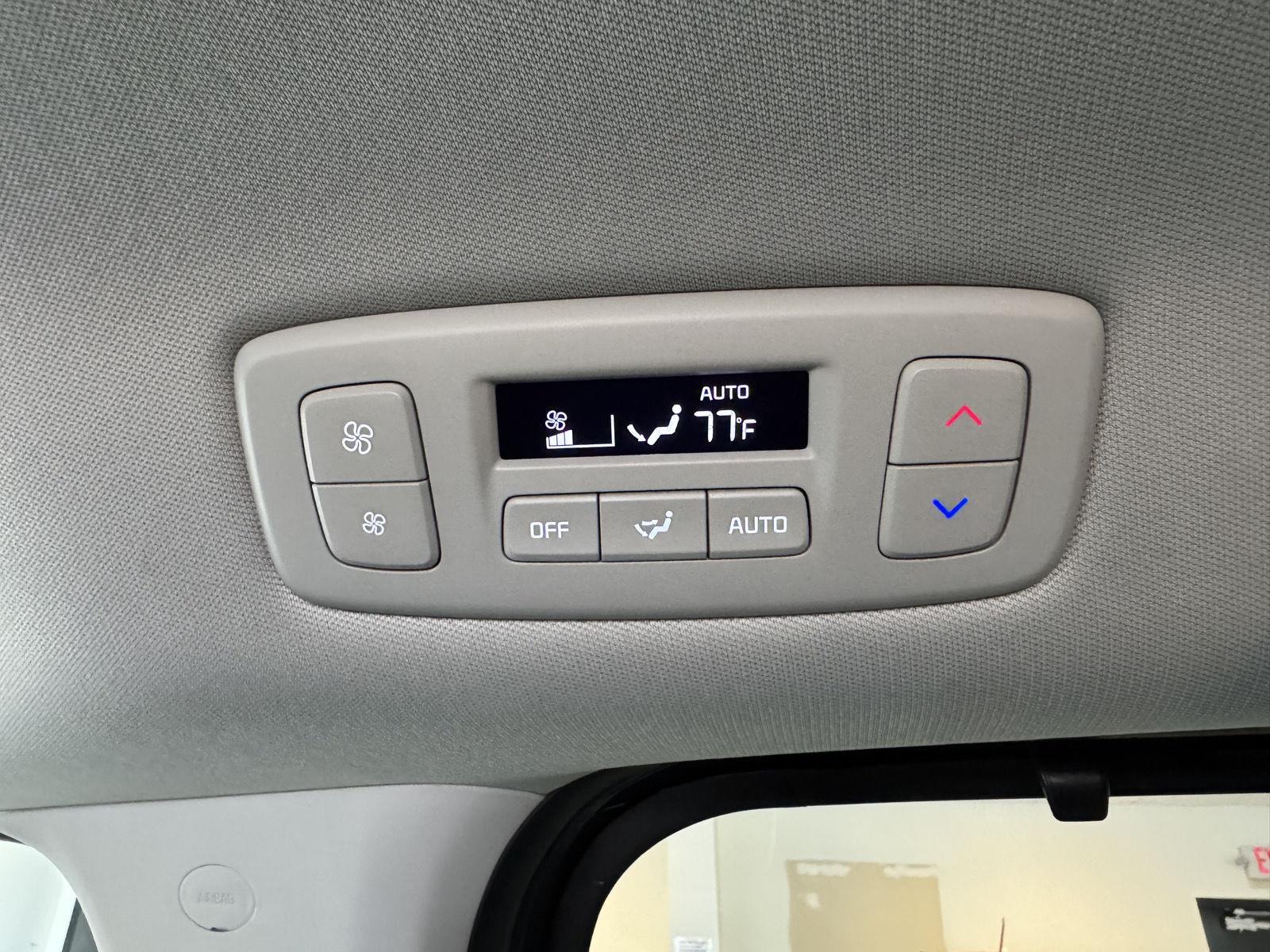 Vehicle photo 39