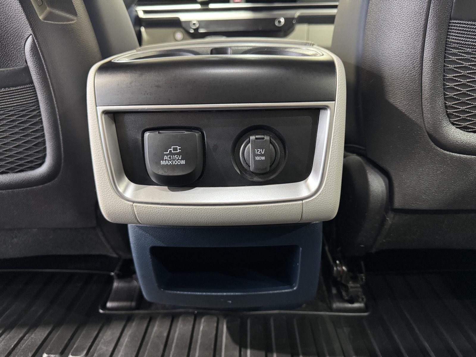 Vehicle photo 41