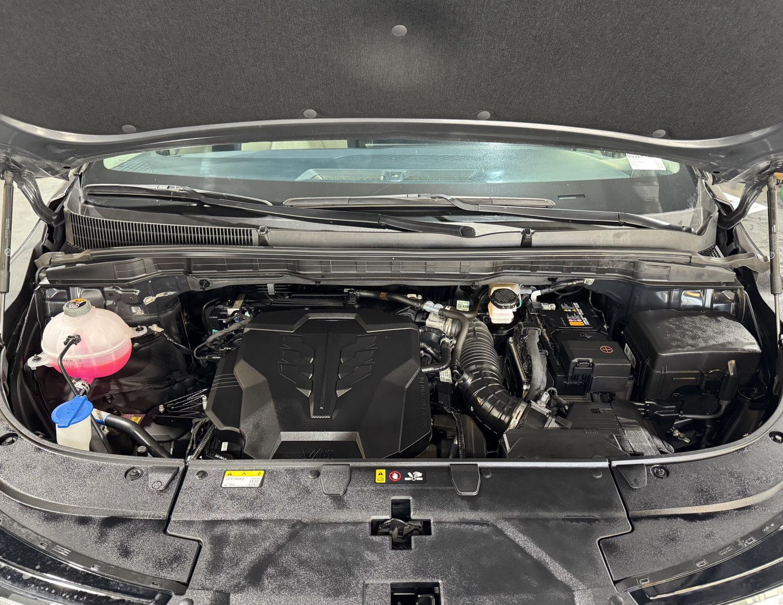 Vehicle photo 46