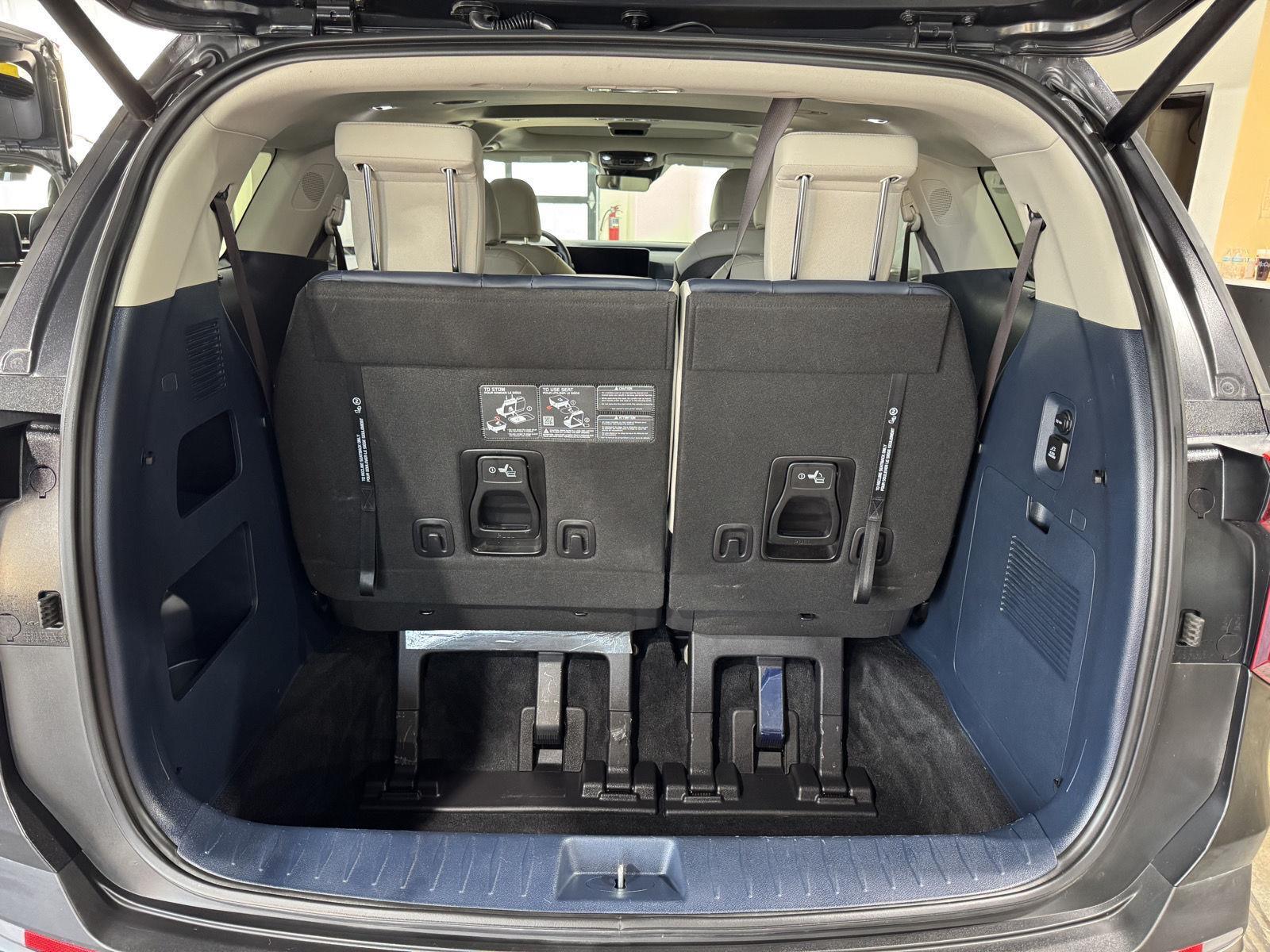 Vehicle photo 47