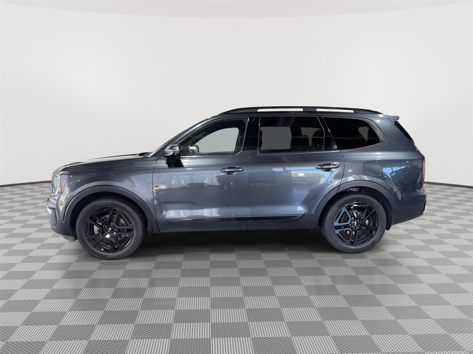 Used 2024 Kia Telluride SX Prestige X-Line with VIN 5XYP5DGC8RG454656 for sale in Kansas City