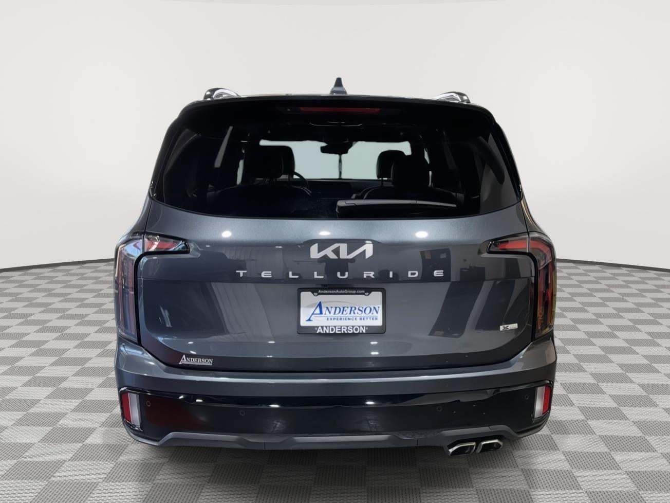 Vehicle photo 9