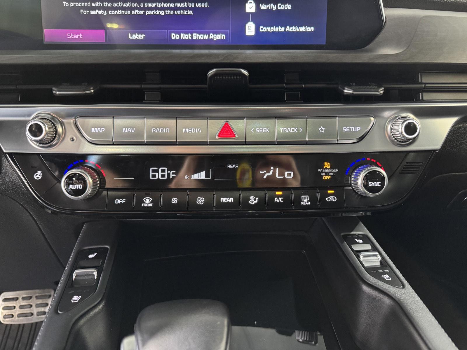 Vehicle photo 32
