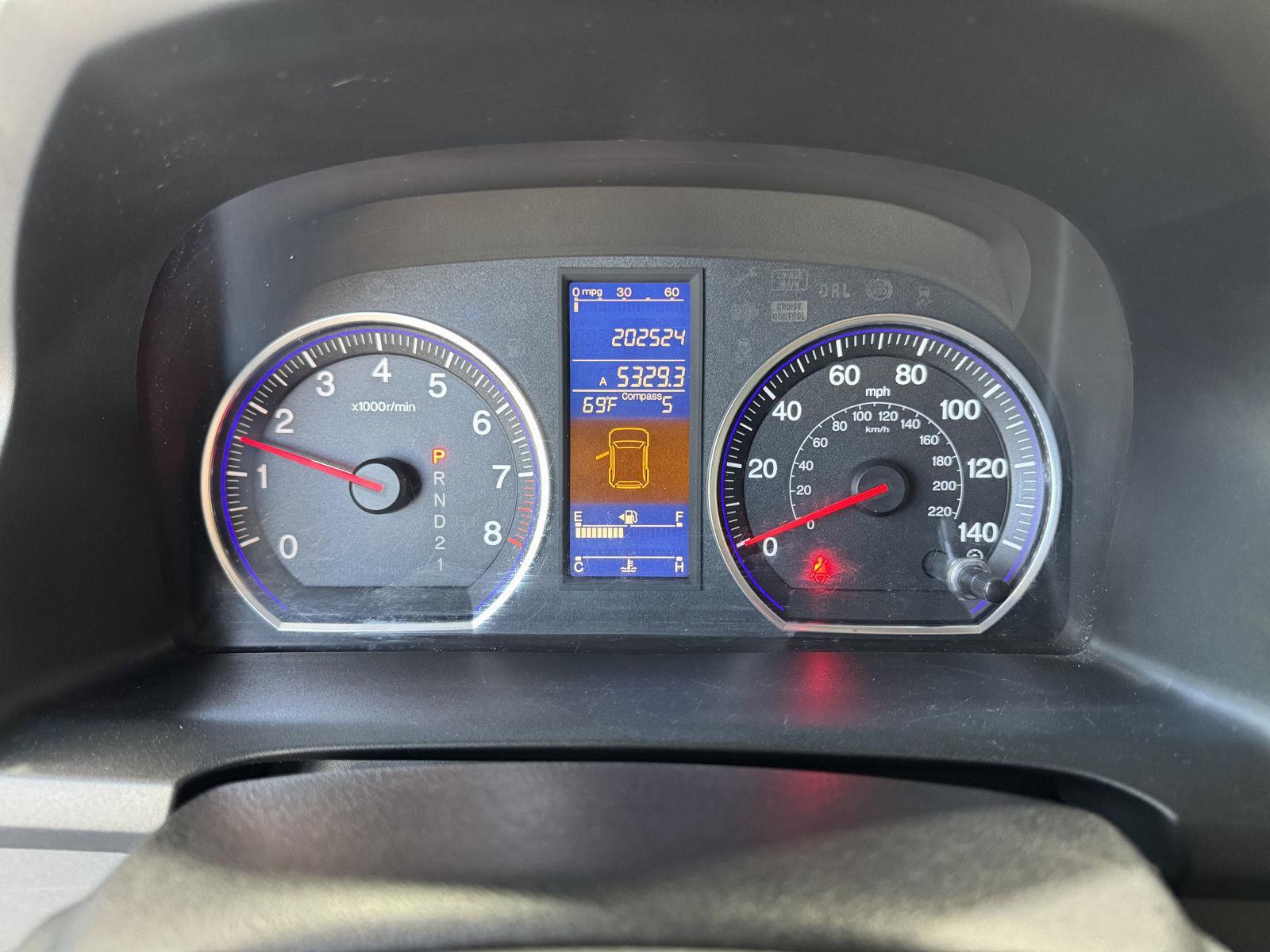 Vehicle photo 3