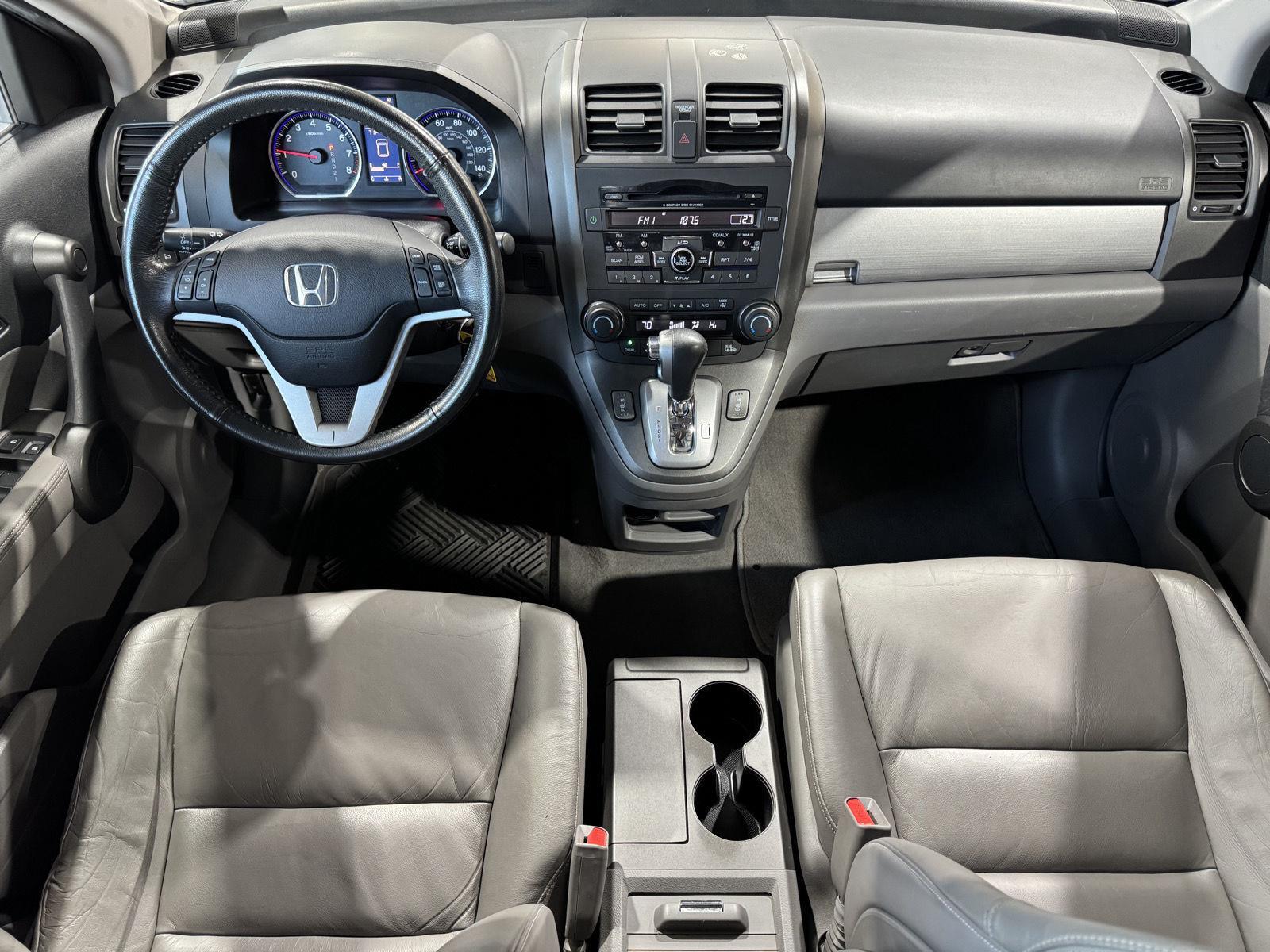 Vehicle photo 19
