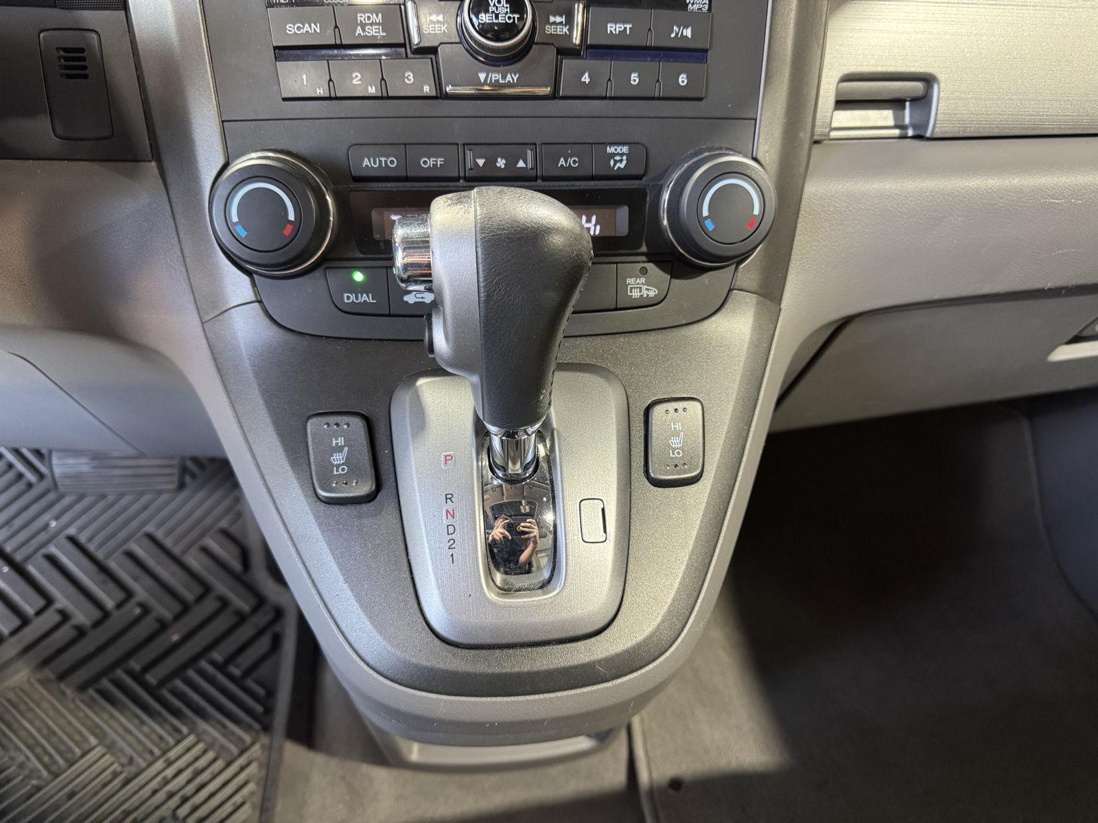 Vehicle photo 33