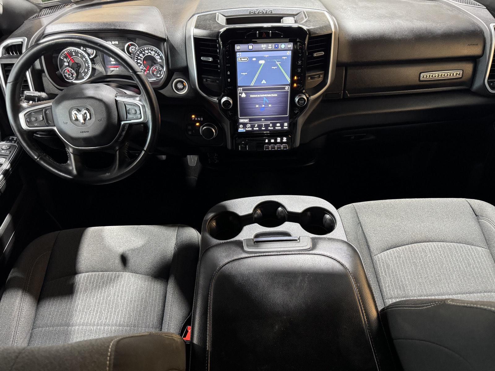 Vehicle photo 20