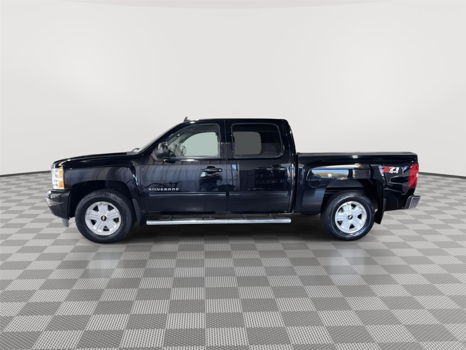 Used 2013 Chevrolet Silverado 1500 LTZ with VIN 3GCPKTE75DG277437 for sale in Kansas City
