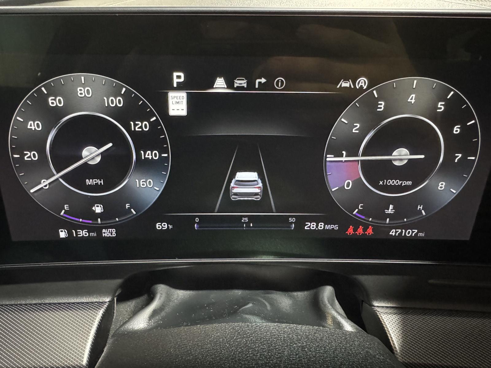 Vehicle photo 3