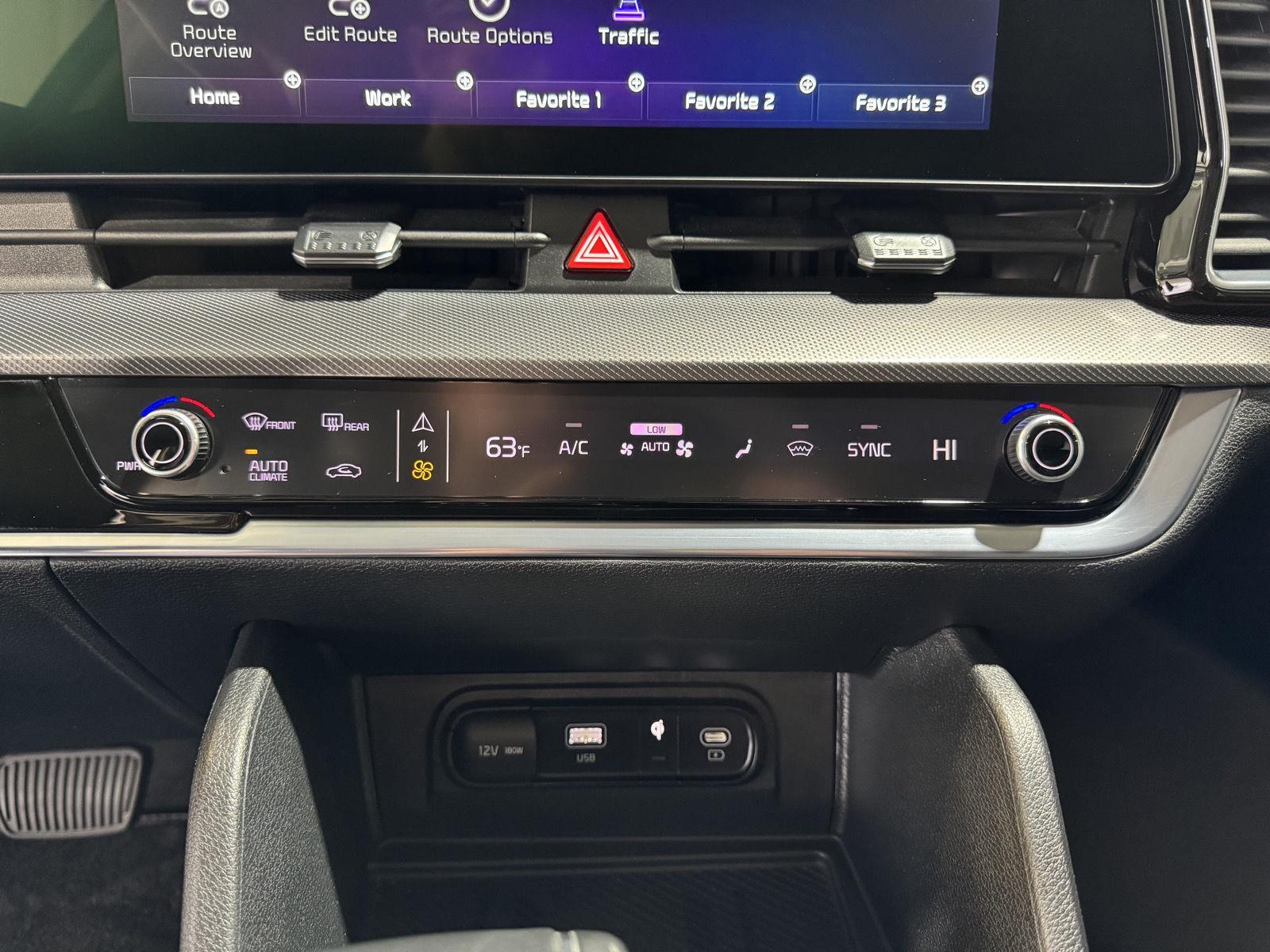 Vehicle photo 36