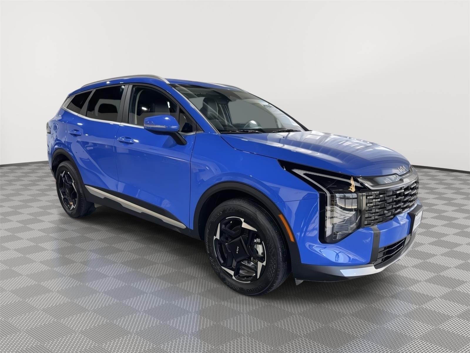 Vehicle photo 6