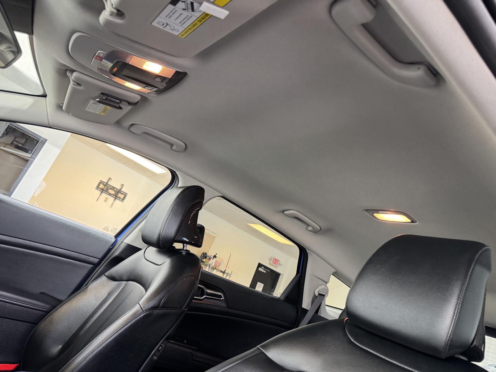 Vehicle photo 29