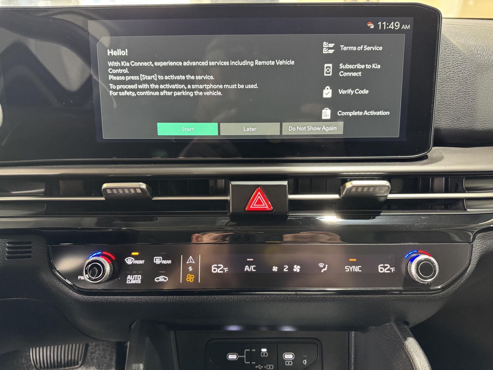 Vehicle photo 30