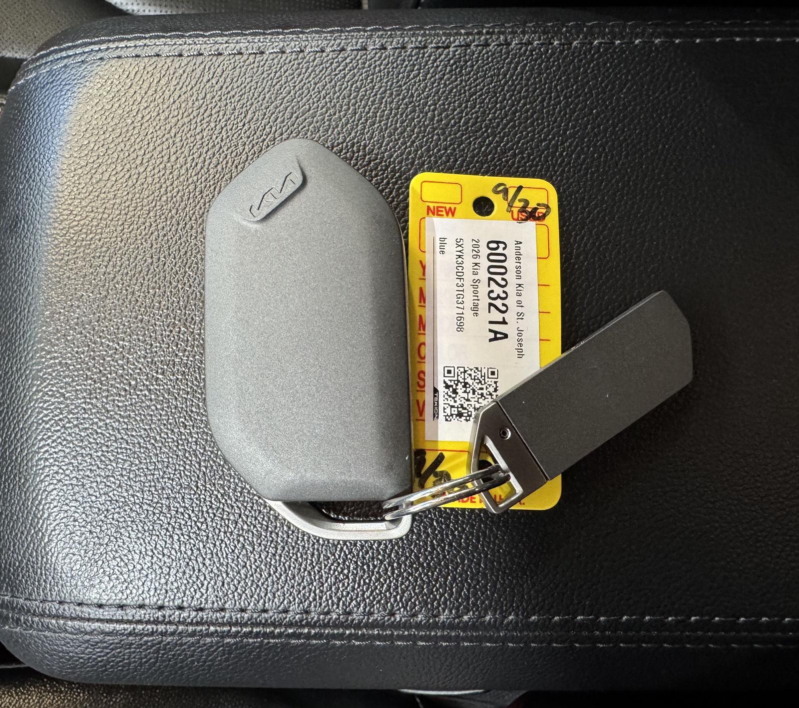 Vehicle photo 46