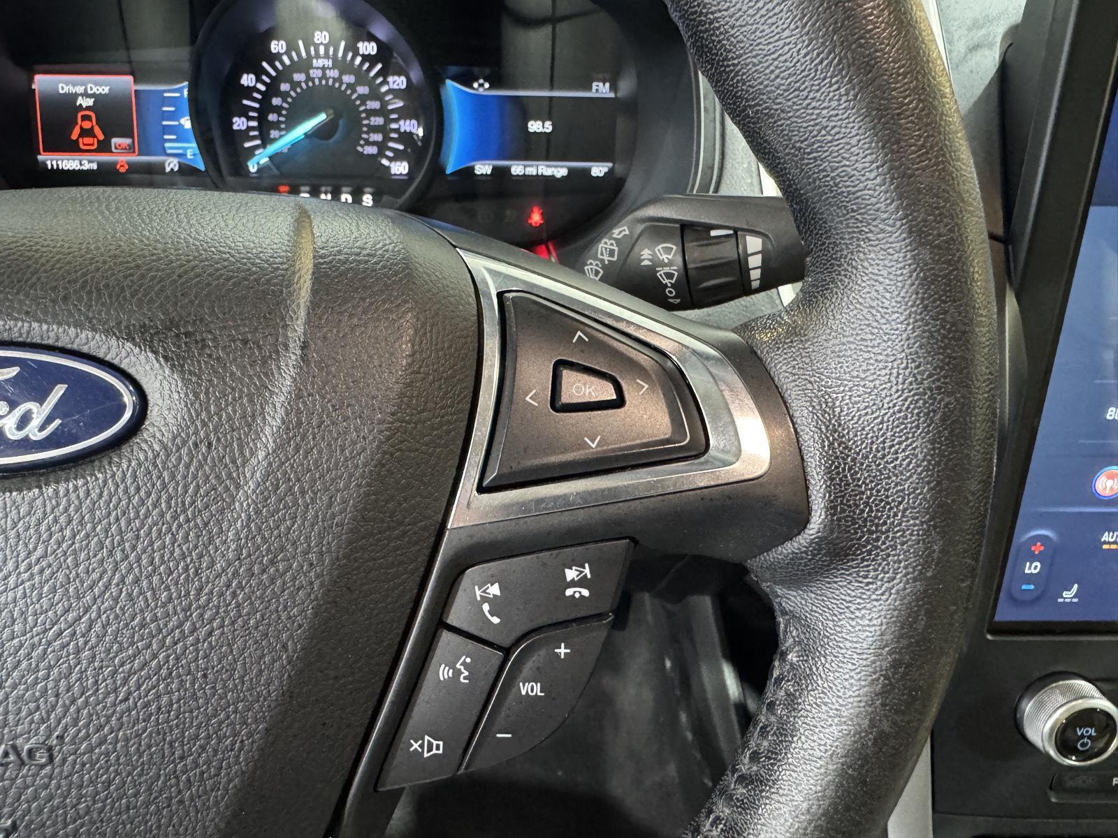 Vehicle photo 16