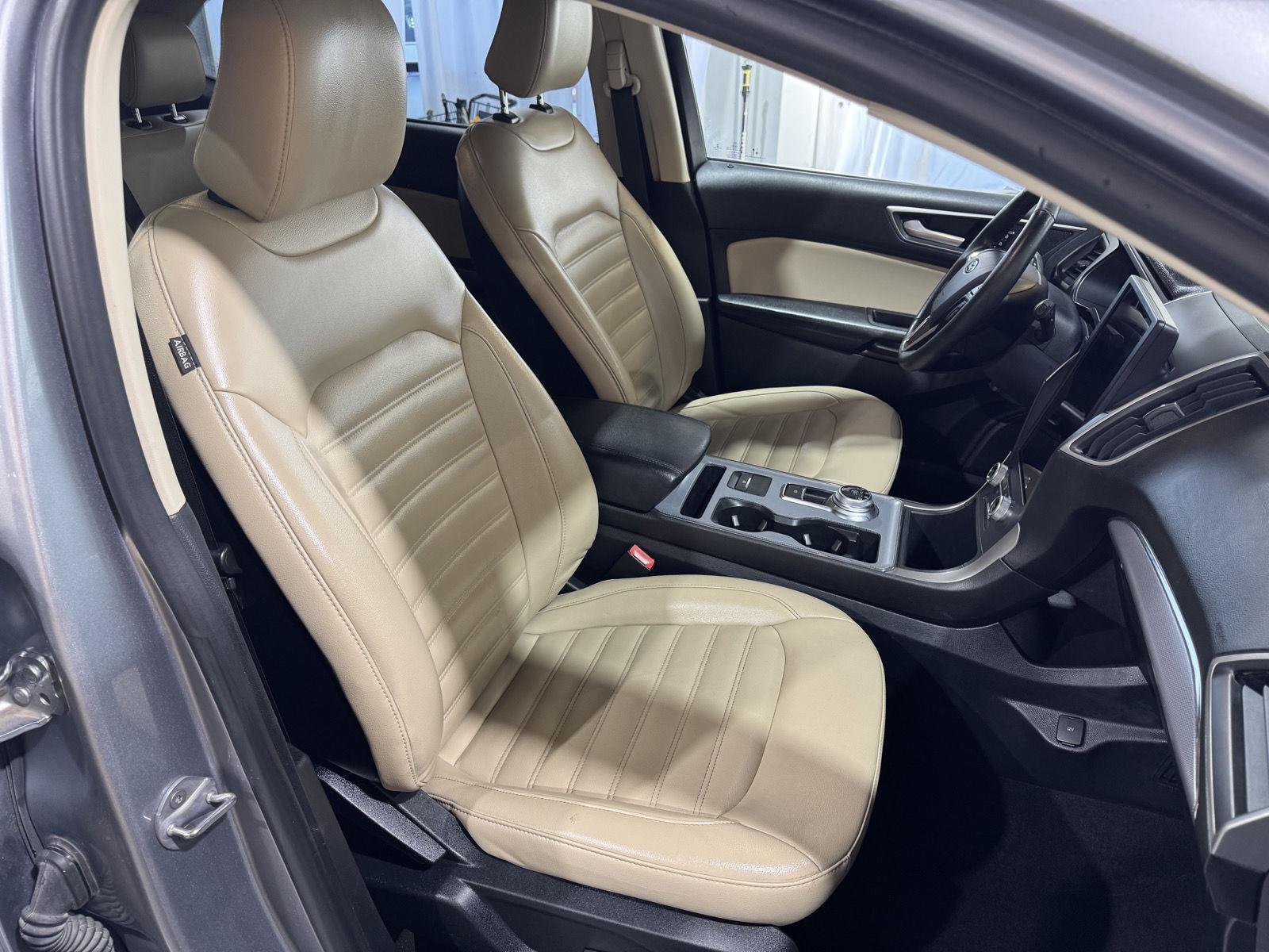 Vehicle photo 27