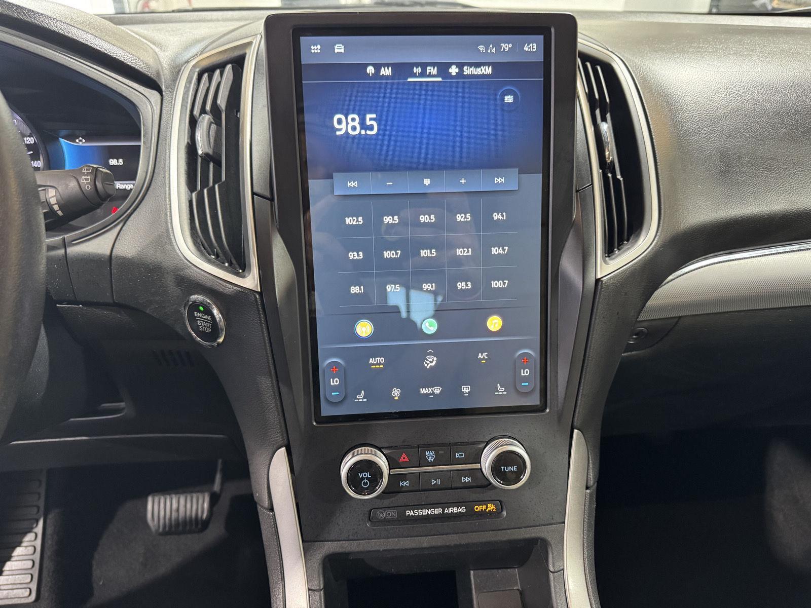 Vehicle photo 35