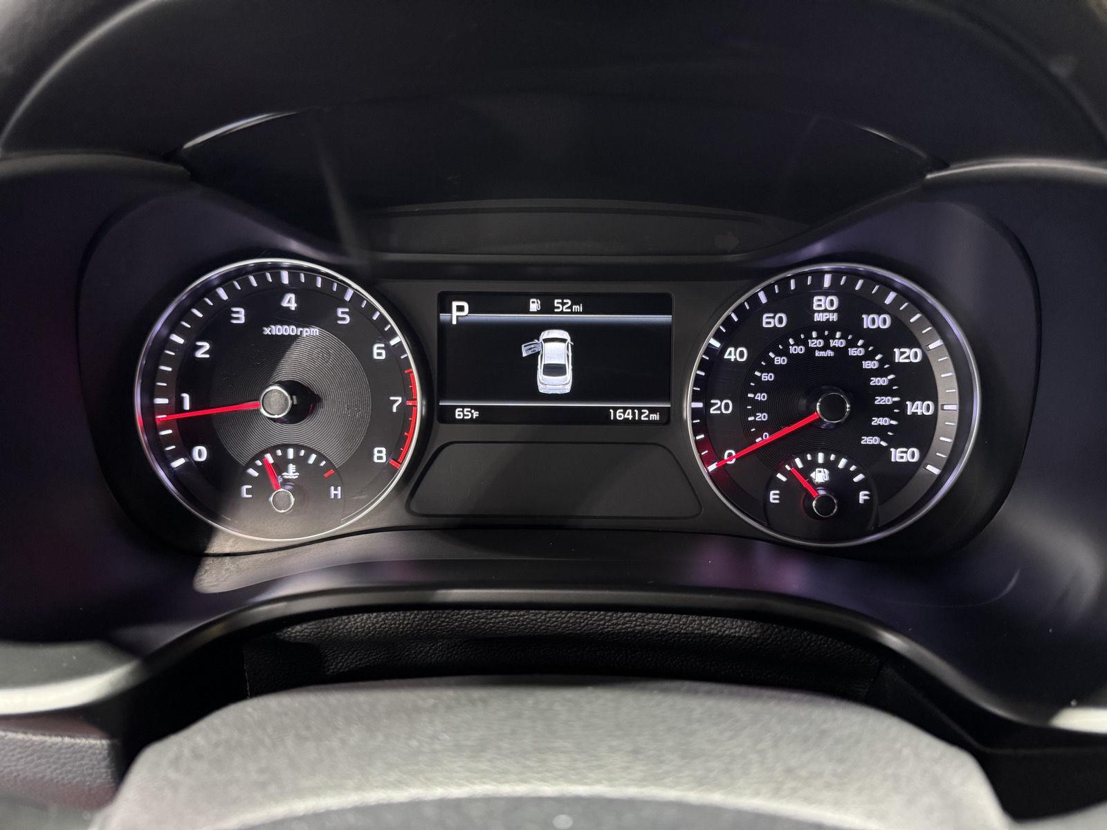 Vehicle photo 3