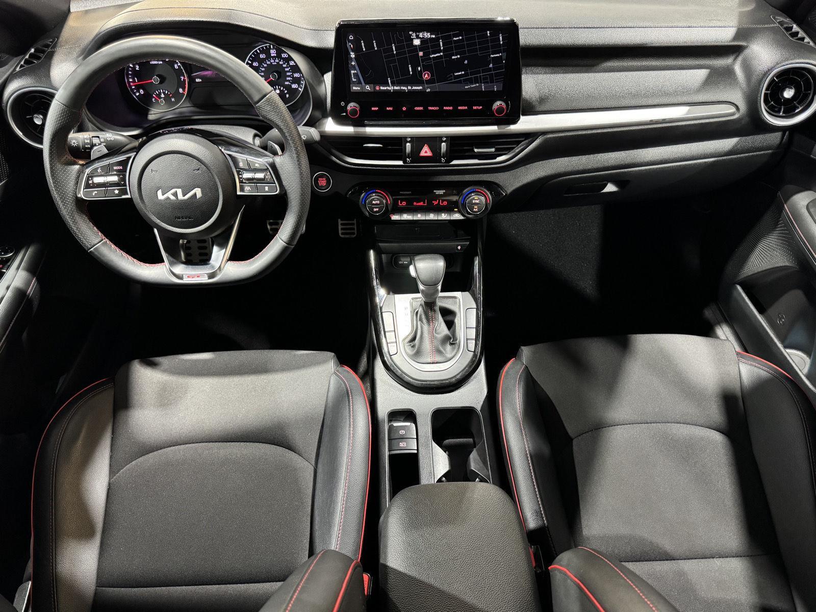 Vehicle photo 20