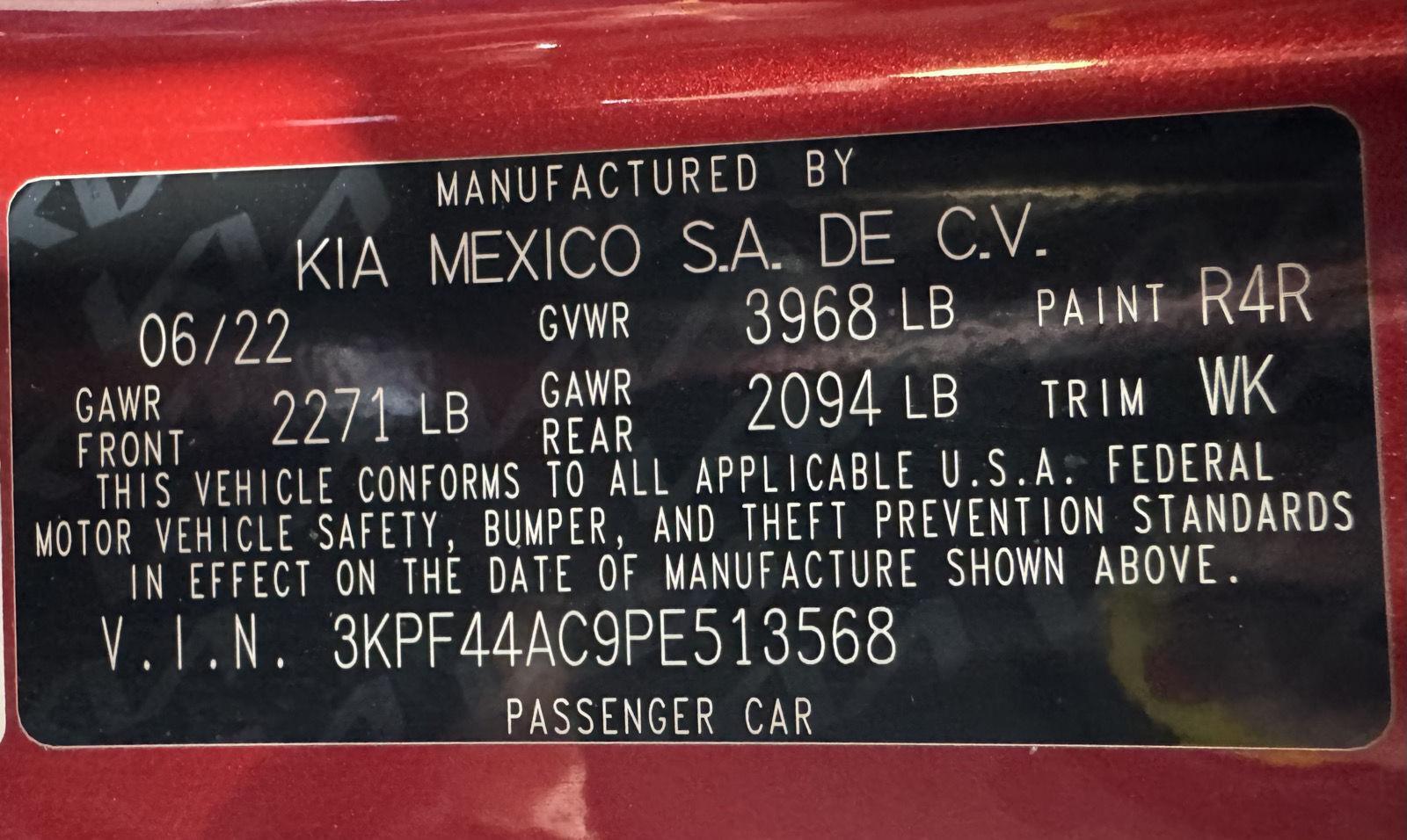 Vehicle photo 37