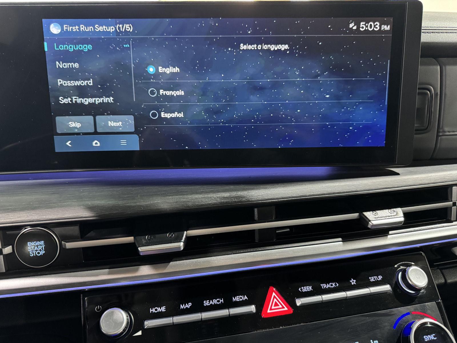 Vehicle photo 38