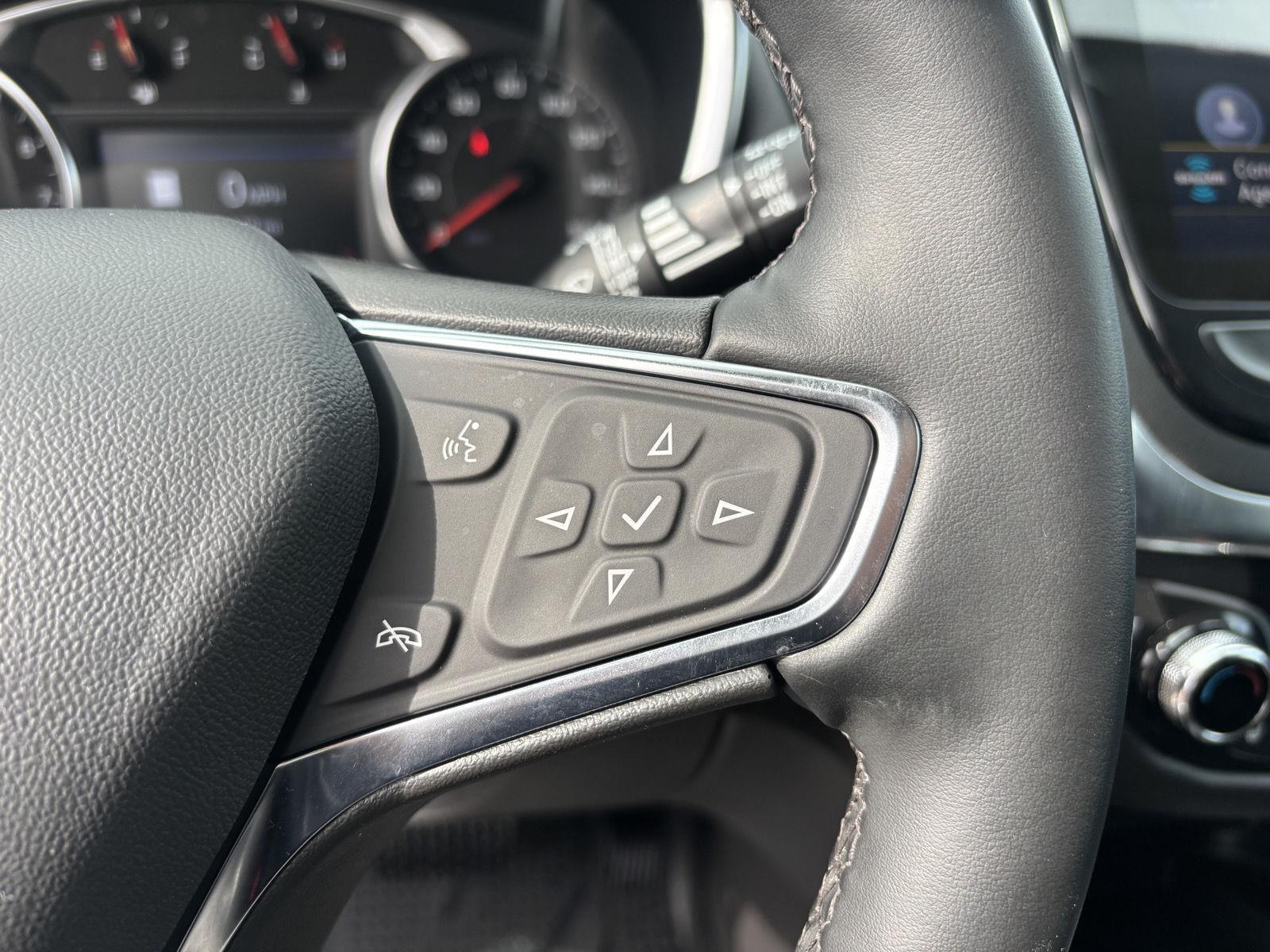 Vehicle photo 15